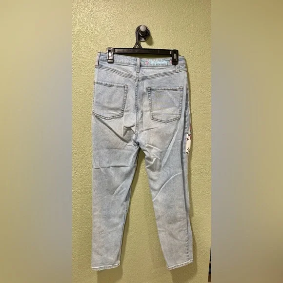 Sanrio My Melody Women's Skinny Jeans with Pink and White Accents - Picture 4 of 4